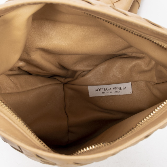 Bottega Veneta Twist Clutch - Picture 4 of 5